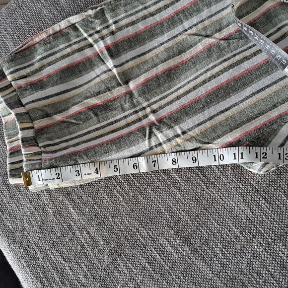 Ruby Rd. striped capri pants, size S. - Picture 10 of 11